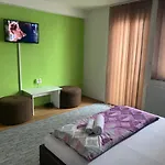 فندق Restoran&motel And Apartmants Lovacka Prica