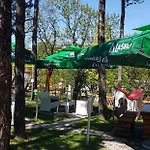 Restoran&motel And Apartmants Lovacka Prica 3*