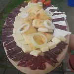 Restoran&motel And Apartmants Lovacka Prica فندق