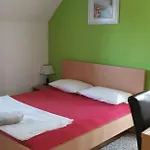 فندق Restoran&motel And Apartmants Lovacka Prica Tesanj