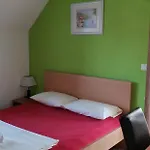 فندق Restoran&motel And Apartmants Lovacka Prica 3*