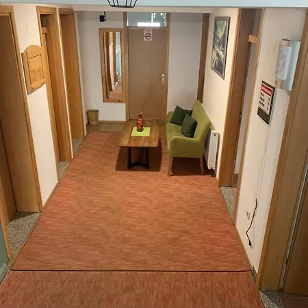 Restoran&motel And Apartmants Lovacka Prica Tesanj