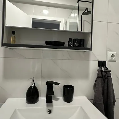 Hotel Restoran&motel And Apartmants Lovacka Prica Tesanj