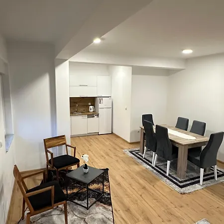 Restoran&motel And Apartmants Lovacka Prica Tesanj