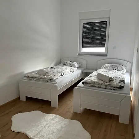 Restoran&motel And Apartmants Lovacka Prica Hotel