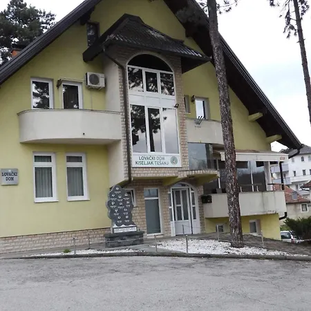 Hotel Restoran&motel And Apartmants Lovacka Prica Tesanj