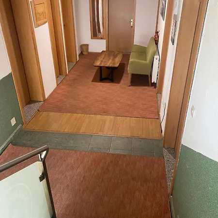 Hotel Restoran&motel And Apartmants Lovacka Prica 3*