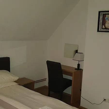 호텔 Restoran&motel And Apartmants Lovacka Prica