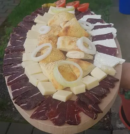 Restoran&motel And Apartmants Lovacka Prica Hotel