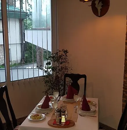 Hotel Restoran&motel And Apartmants Lovacka Prica Tesanj