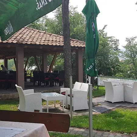 Restoran&motel And Apartmants Lovacka Prica Tesanj