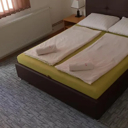 Restoran&motel And Apartmants Lovacka Prica Tesanj