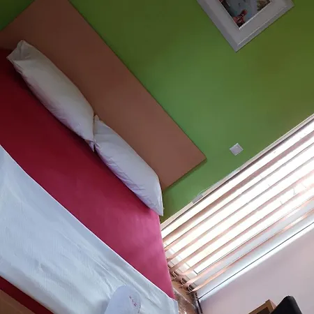 Hotel Restoran&motel And Apartmants Lovacka Prica 3*