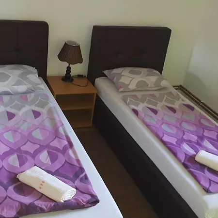 Otel Restoran&motel And Apartmants Lovacka Prica