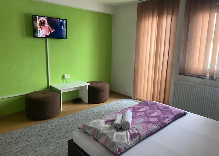 Hotel Restoran&motel And Apartmants Lovacka Prica