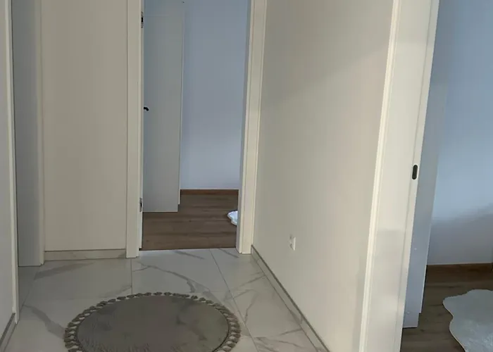 Restoran&motel And Apartmants Lovacka Prica 3*