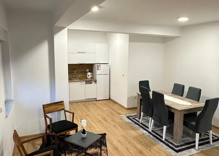 Restoran&motel And Apartmants Lovacka Prica Tesanj