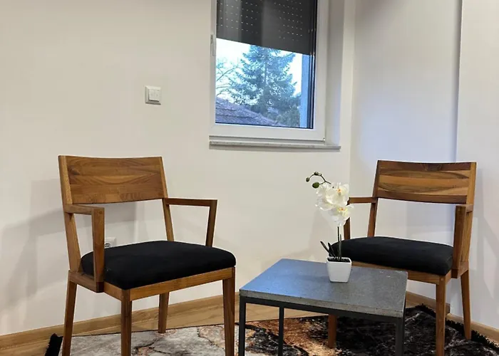 Hotel Restoran&motel And Apartmants Lovacka Prica 3*