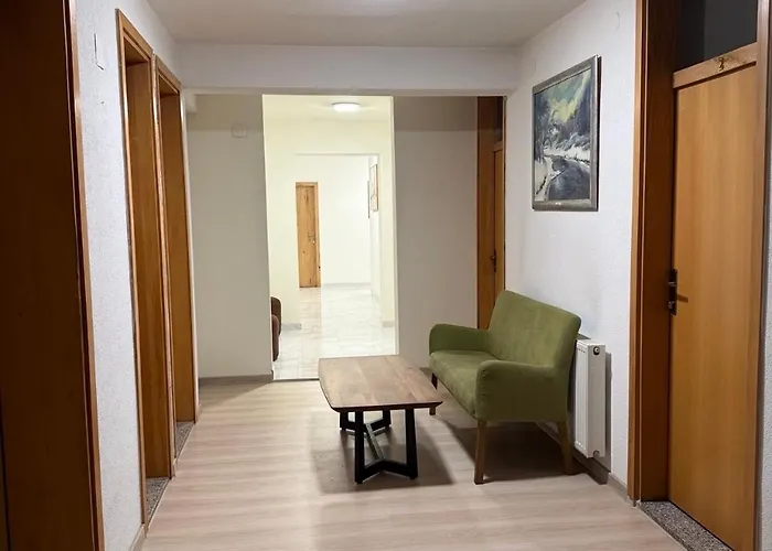 Restoran&motel And Apartmants Lovacka Prica 3*