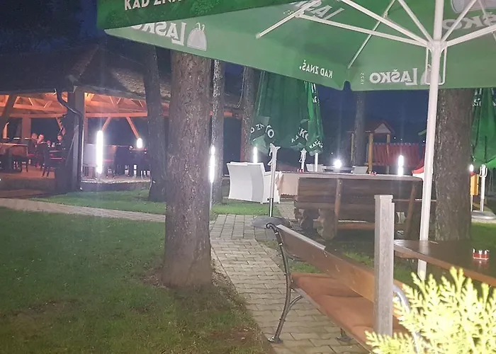 Restoran&motel And Apartmants Lovacka Prica Hotel Tesanj