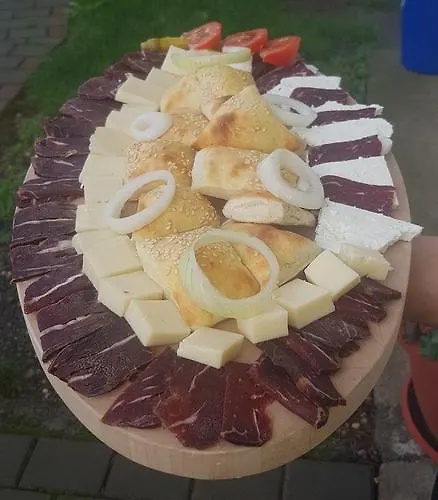 Restoran&motel And Apartmants Lovacka Prica Hotel