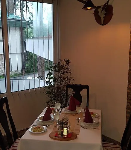 Hotel Restoran&motel And Apartmants Lovacka Prica Tesanj