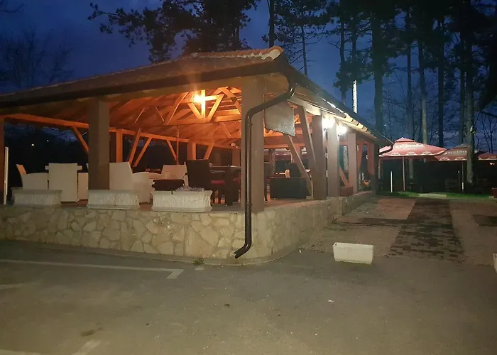 Restoran&motel And Apartmants Lovacka Prica 3* Tesanj