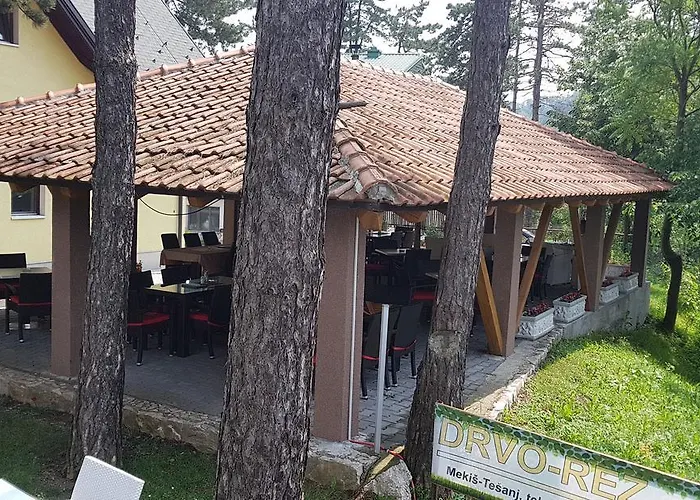 Restoran&motel And Apartmants Lovacka Prica Hotel 3*