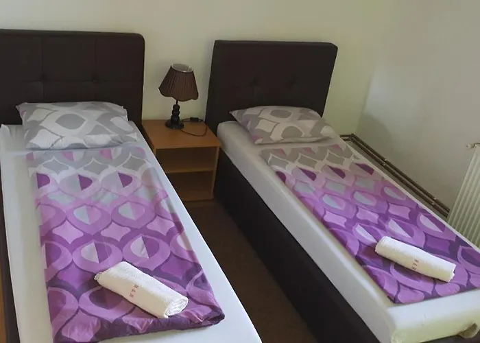 Hotel Restoran&motel And Apartmants Lovacka Prica