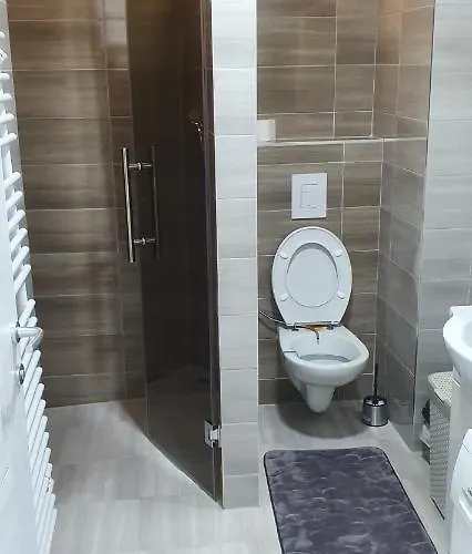 Restoran&motel And Apartmants Lovacka Prica 3*